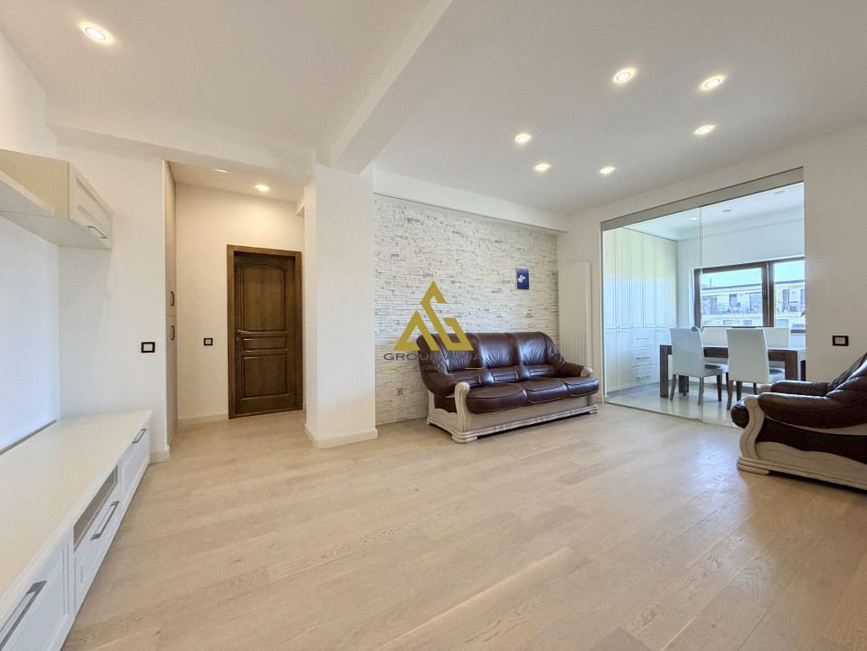 Inchiriere Apartament 3 camere, zona The Office, optional parcare