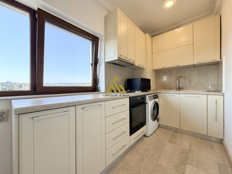 Inchiriere Apartament 3 camere, zona The Office, optional parcare