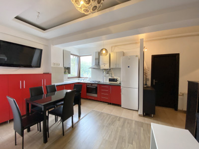 Apartament 3 camere, cartier Plopilor, zona Nobori, parcare