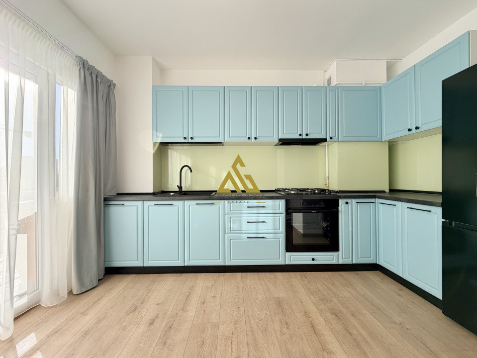 Inchiriere Apartament 2 camere, strada Bucuresti, zona Farmec, garaj