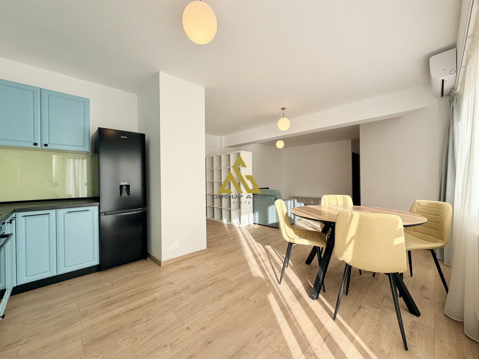 Inchiriere Apartament 2 camere, strada Bucuresti, zona Farmec, garaj