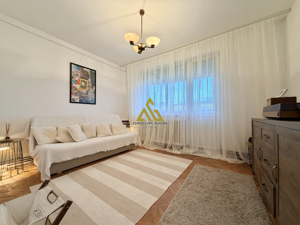 Inchiriere Apartament 2 camere, strada Unirii, zona Iulius Mall