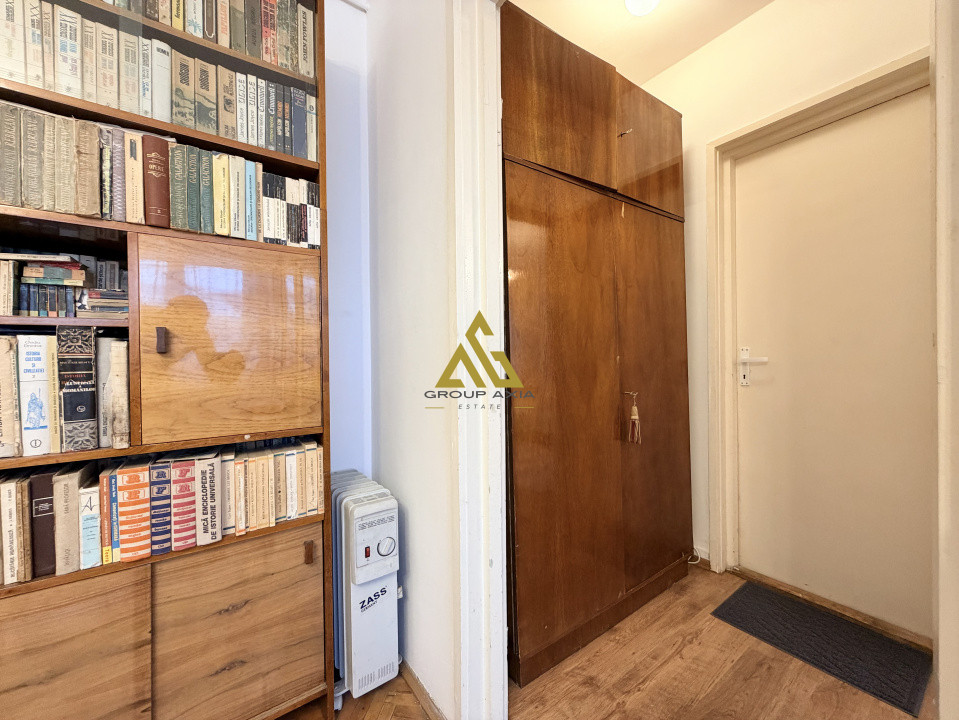 Inchiriere Apartament 2 camere, strada Unirii, zona Iulius Mall