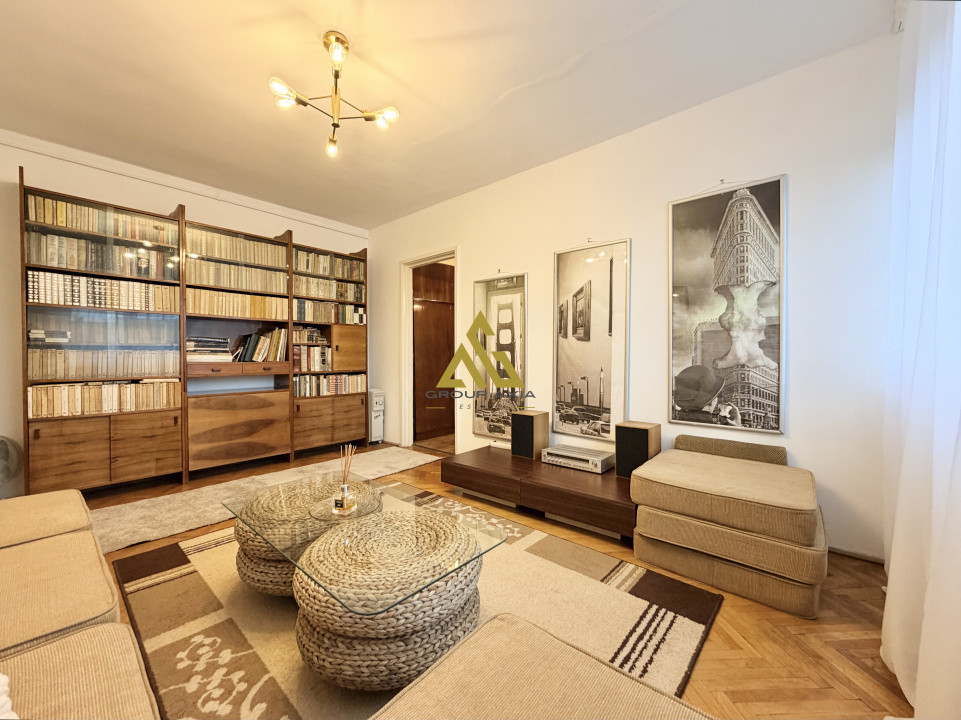 Inchiriere Apartament 2 camere, strada Unirii, zona Iulius Mall