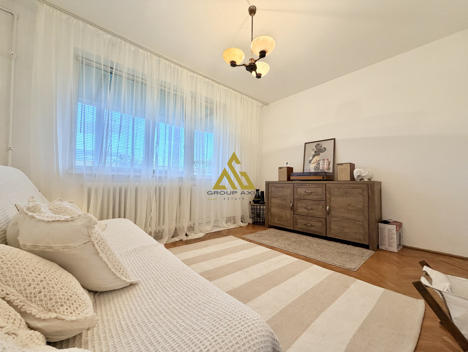Inchiriere Apartament 2 camere, strada Unirii, zona Iulius Mall