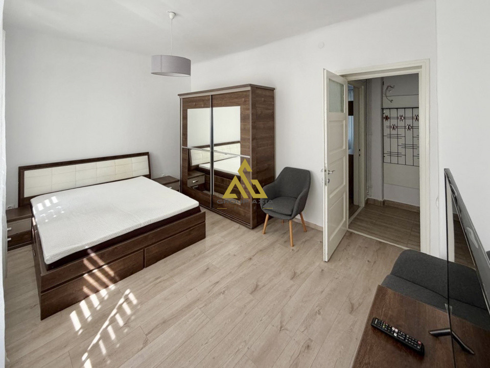 Inchiriere Apartament 2 camere decomandate, centru, 13 Septembrie