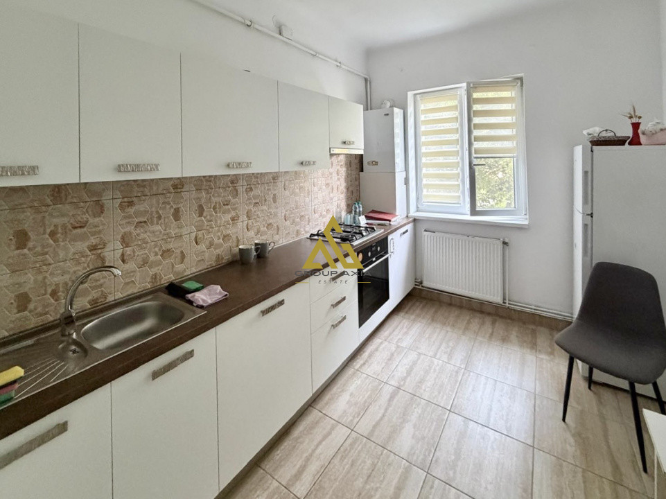 Inchiriere Apartament 2 camere decomandate, centru, 13 Septembrie