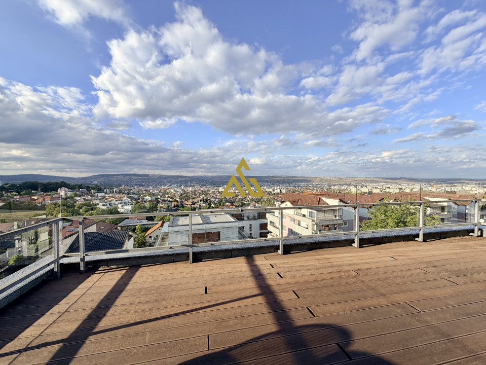 Apartament 2 camere, terasa 27 mp, garaj, zona Grand Hotel Italia