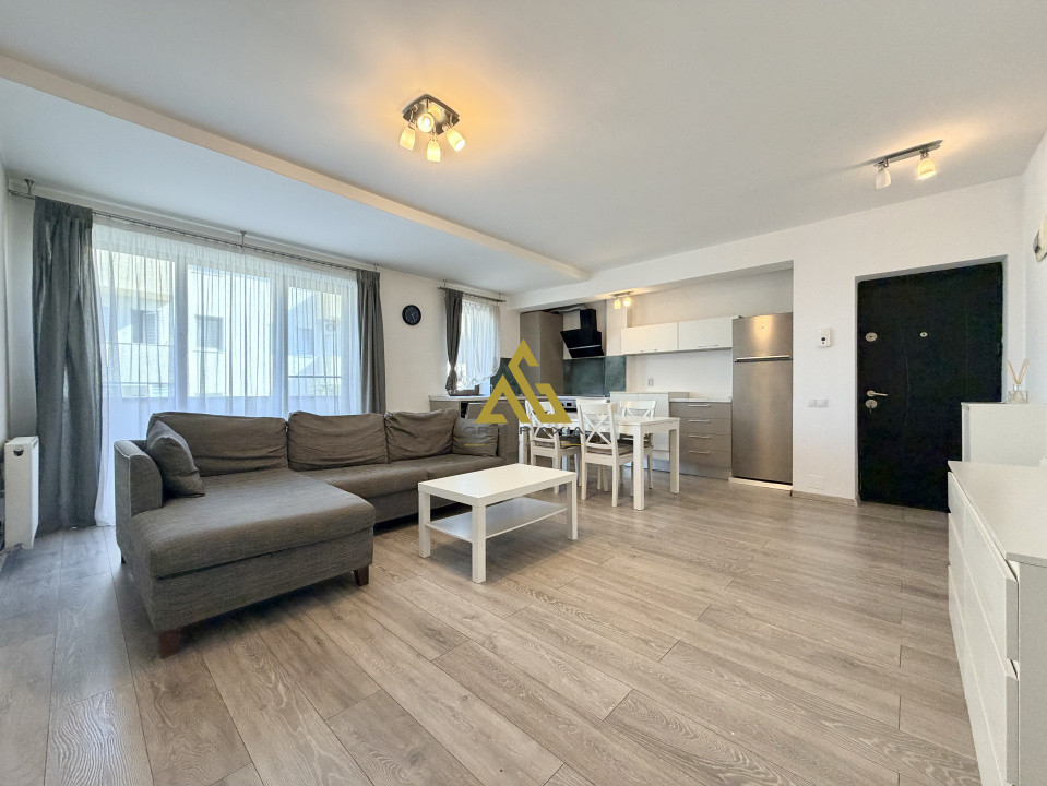 Apartament 2 camere, terasa 35 mp, parcare, zona Grand Hotel Italia