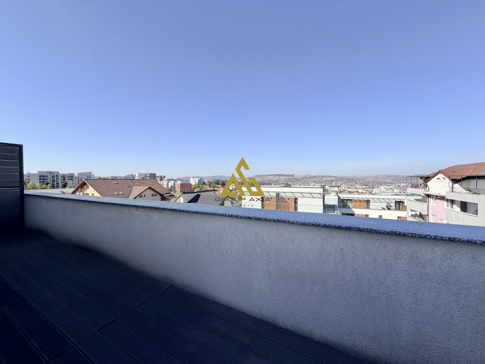 Apartament 2 camere, terasa 35 mp, parcare, zona Grand Hotel Italia