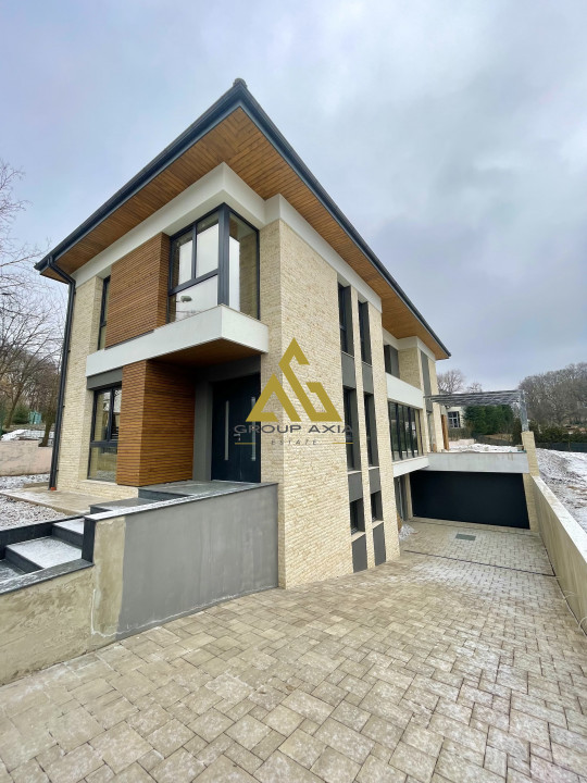 Vanzare casa premium in Faget, 800 mp teren, 318 mp utili, garaj dublu