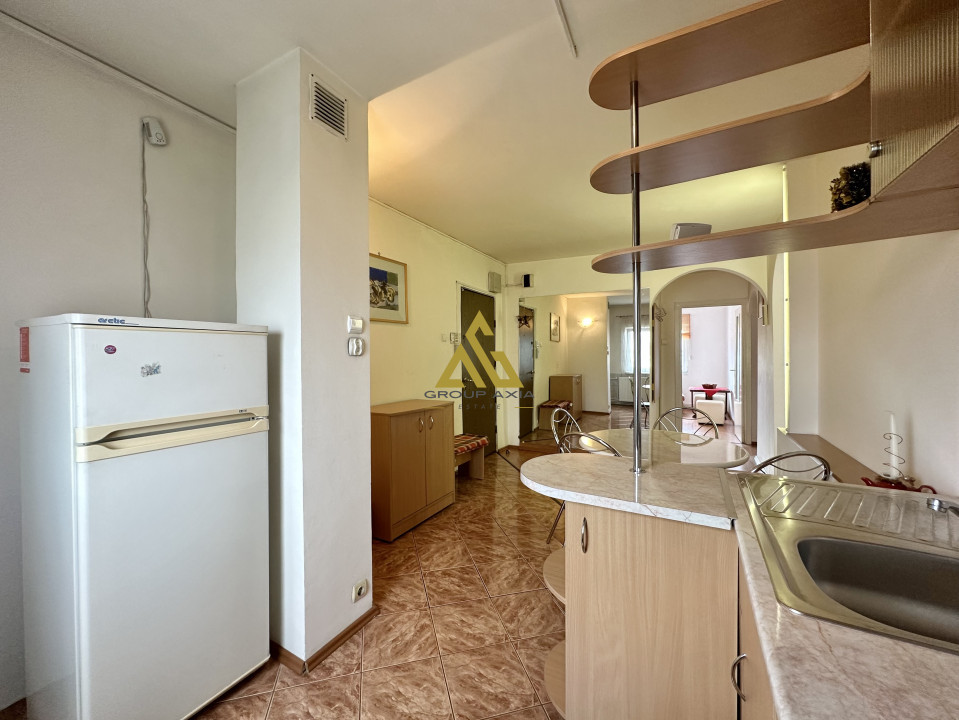 Inchiriere Apartament 3 camere, strada Meteor, zona Sigma