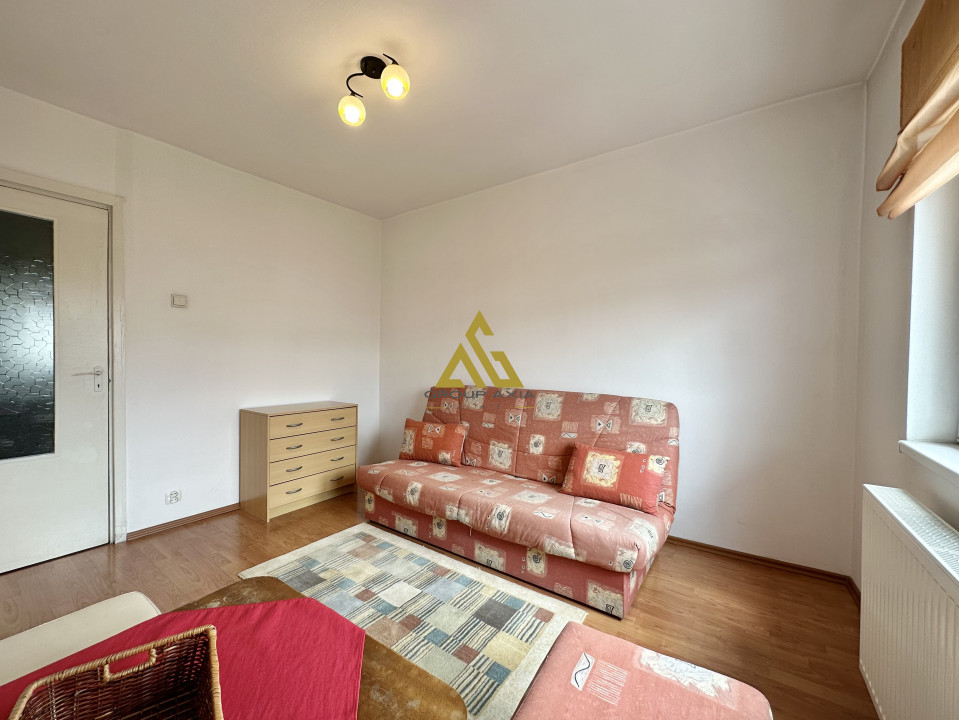 Inchiriere Apartament 3 camere, strada Meteor, zona Sigma