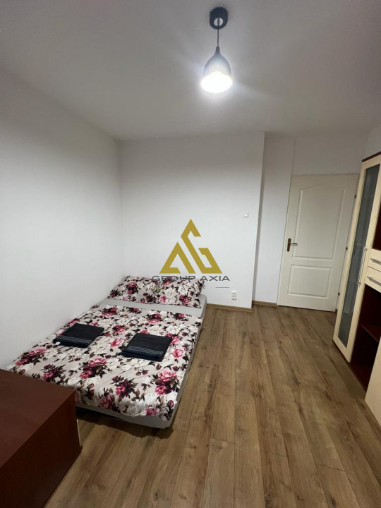 Apartament 4 camere decomandat,Aurel Vlaicu,langa benzinaria Mol