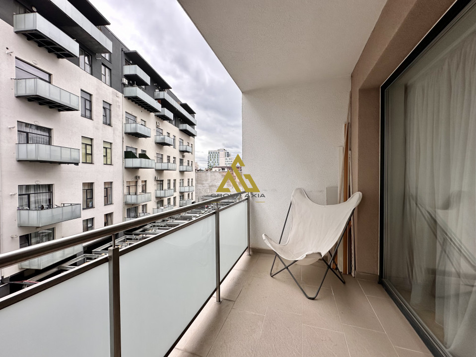 Apartament 2 camere, zona centrala - Scala Center, garaj