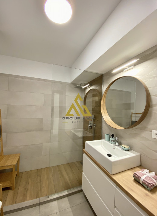 Inchiriere Apartament 2 camere, Scala Center, garaj