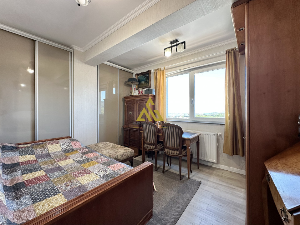 Apartament 3 camere, 65 mp, garaj, Calea Turzii, zona OMV