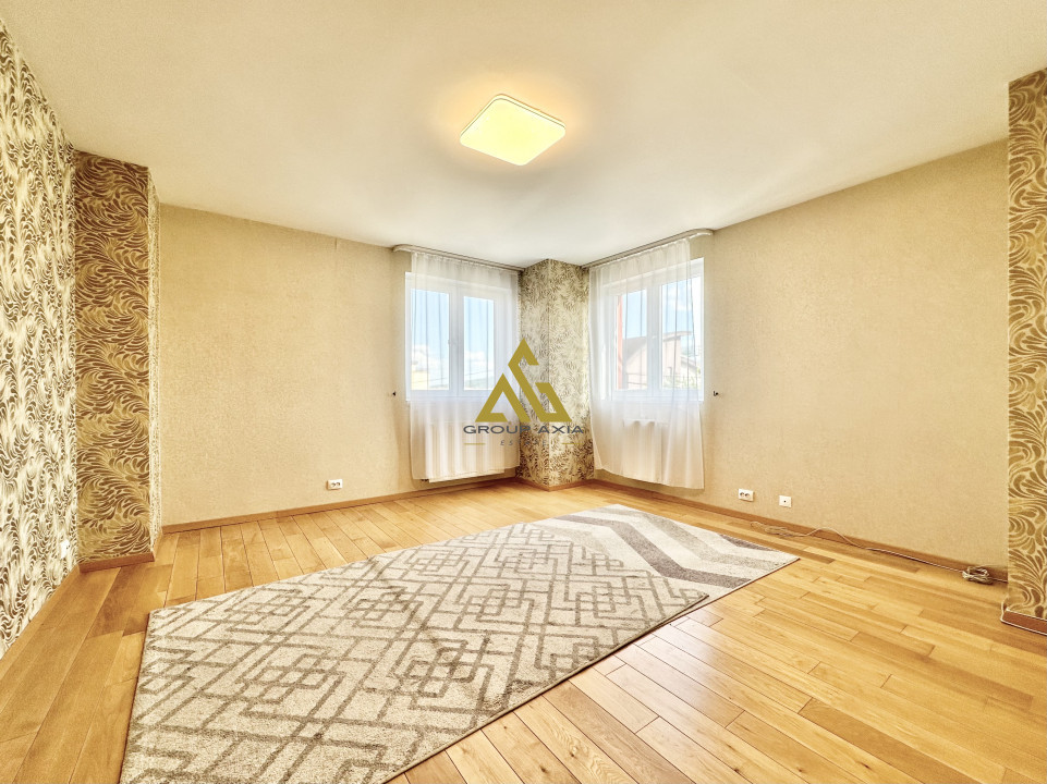 Inchiriere Apartament 3 camere, 84 mp, etaj 1, parcare privata