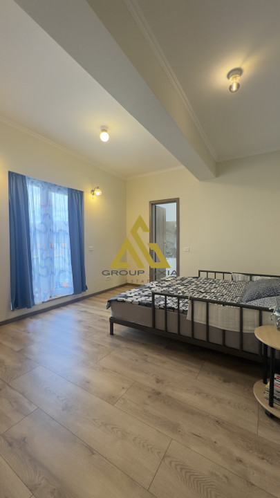 4 camere, 140mp, 4 bai, gradina, terasa, parcare, zona Corneliu Coposu
