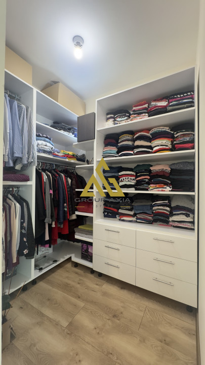 4 camere, 140mp, 4 bai, gradina, terasa, parcare, zona Corneliu Coposu