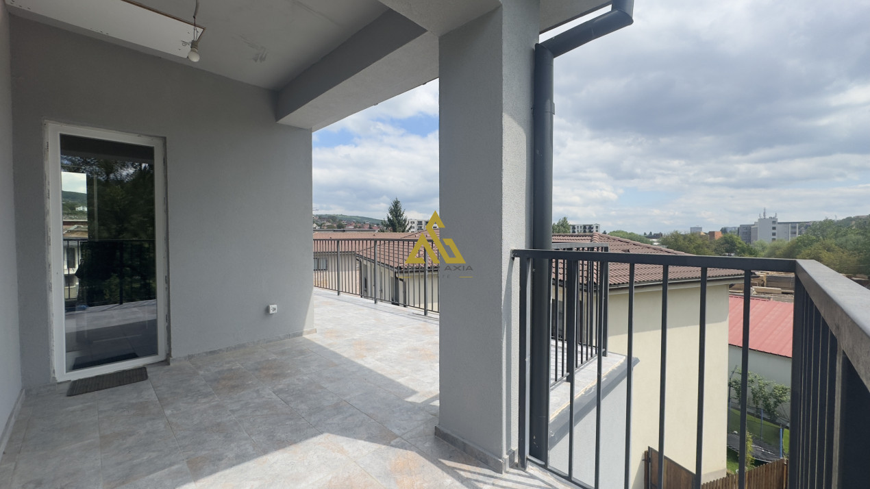 4 camere, 140mp, 4 bai, gradina, terasa, parcare, zona Corneliu Coposu