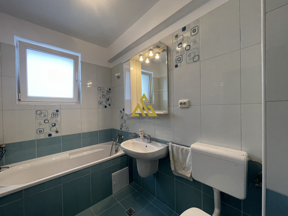 Apartament spatios cu 3 camere, Zorilor, 80 mp, bloc mic, garaj