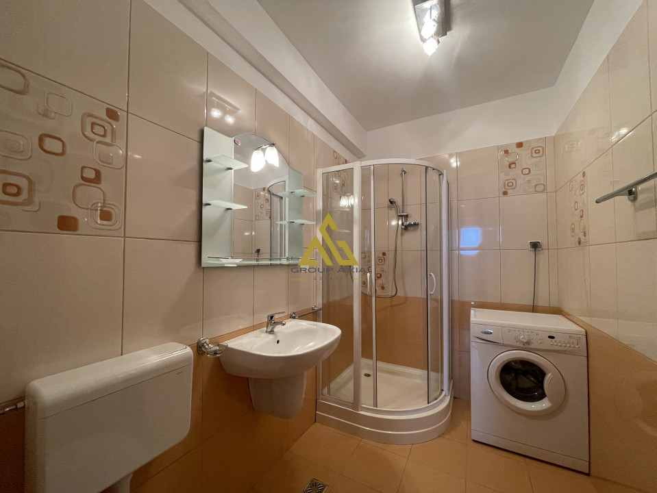 Apartament spatios cu 3 camere, Zorilor, 80 mp, bloc mic, garaj