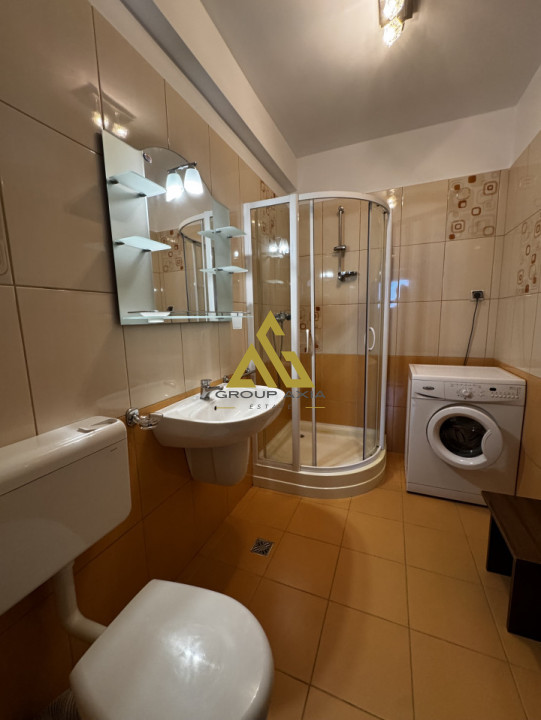 Apartament spatios cu 3 camere, Zorilor, 80 mp, bloc mic, garaj