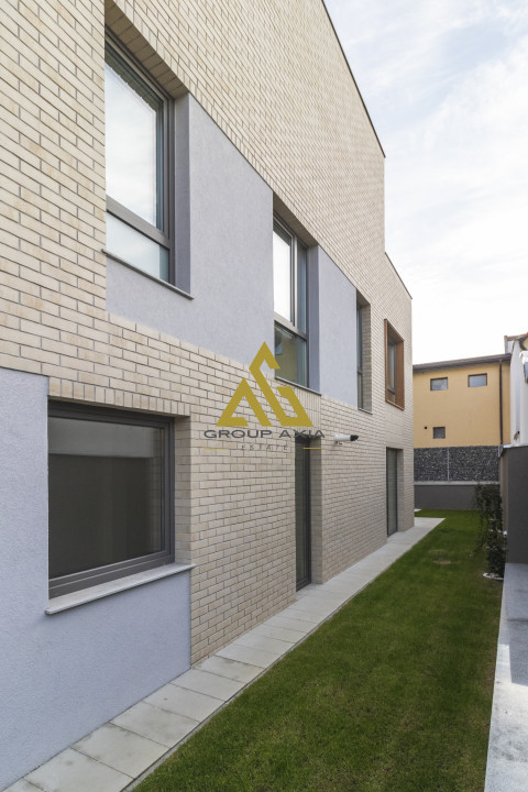 Spatiu premium pentru servicii/birouri, 3 parcari, gradina, Gheorgheni