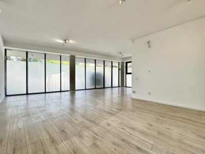 Spatiu premium pentru servicii/birouri, 3 parcari, gradina, Gheorgheni