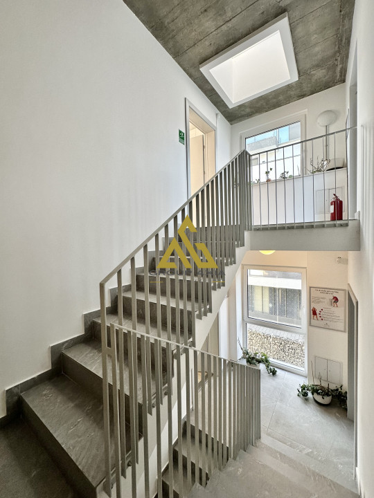 Spatiu servicii/birouri, 120 mp,3 parcari,gradina si terasa,Gheorgheni