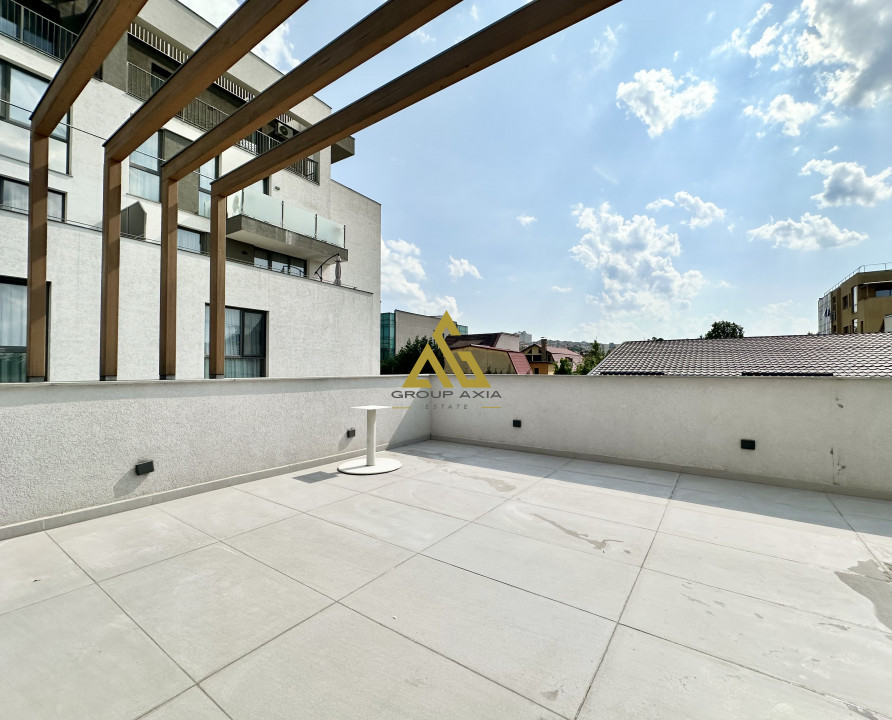 Spatiu servicii/birouri, 120 mp,3 parcari,gradina si terasa,Gheorgheni
