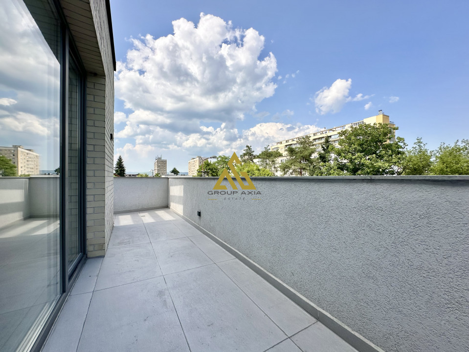 Spatiu birouri, 60 mp, 2 parcari, terasa si gradina, Gheorgheni