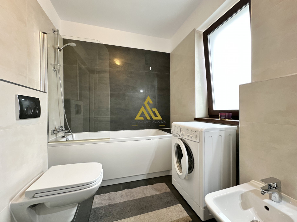 Apartament spatios cu 2 camere, parcare, zona Grand Hotel Italia
