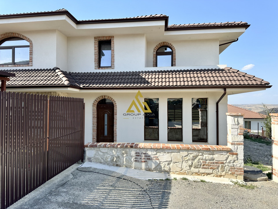 Casa individuala, 150 mp, 4 camere, 4 bai, teren 450 mp, Dezmir