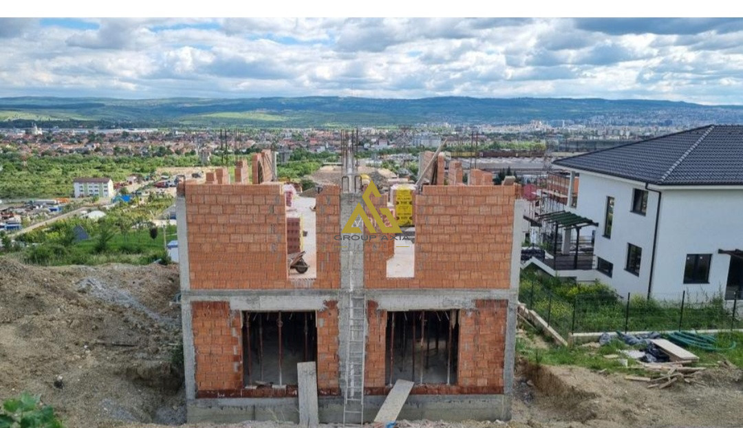 Casa tip duplex, zona Voronet, panorama superba asupra orasului