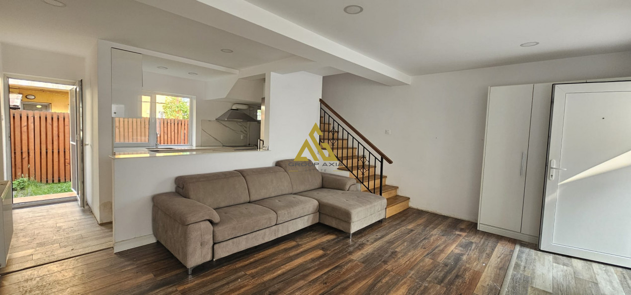 Casa tip duplex Parc Poligon, garaj ,gradina si 2 parcari exterioare