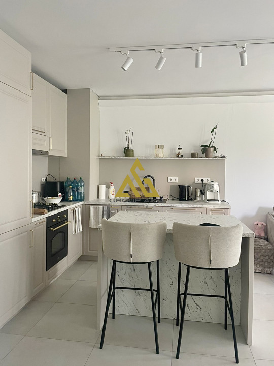 Apartament 2 camere, Scala Frunzisului, 57mp, garaj inclus