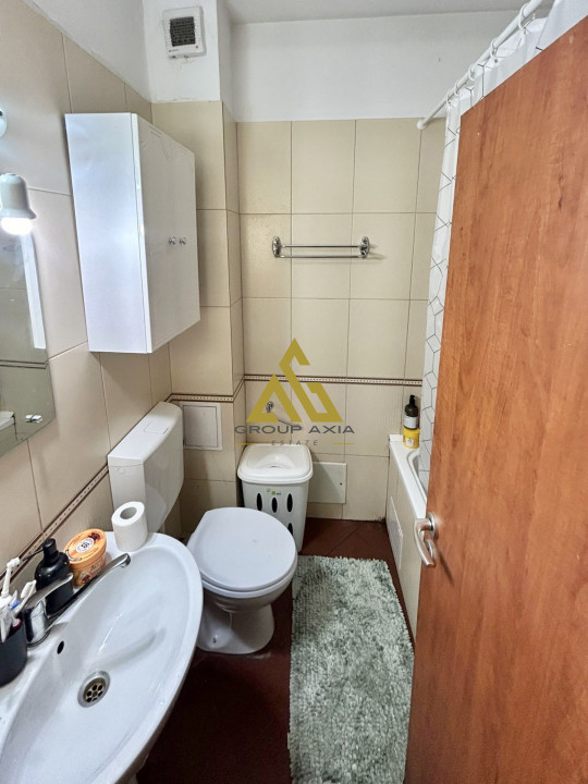 Inchiriere Apartament 2 camere, peste drum de UMF