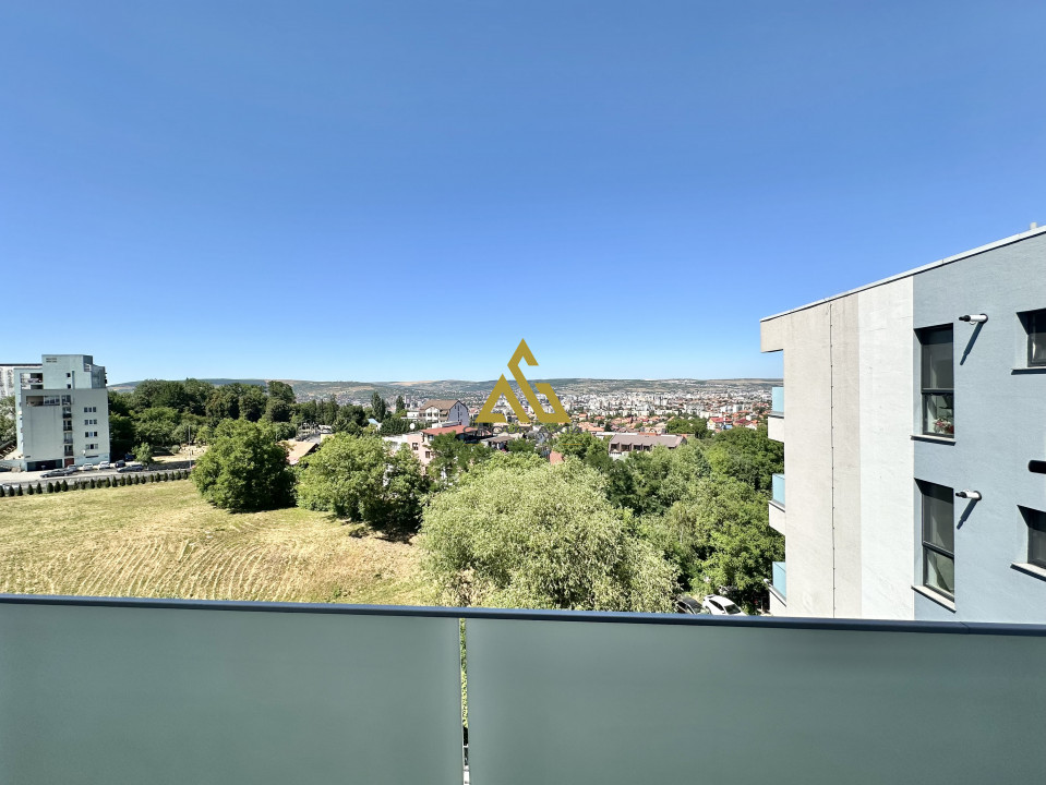 Inchiriere Apartament cu 2 camere, garaj, Andrei Muresanu Sud