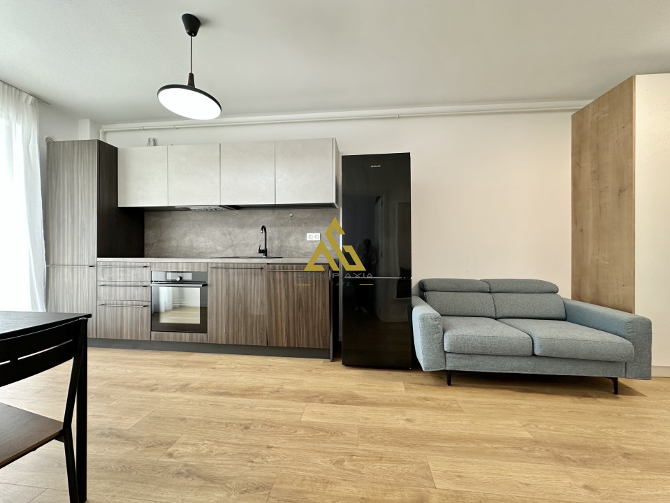 Inchiriere Apartament cu 2 camere, garaj, Andrei Muresanu Sud