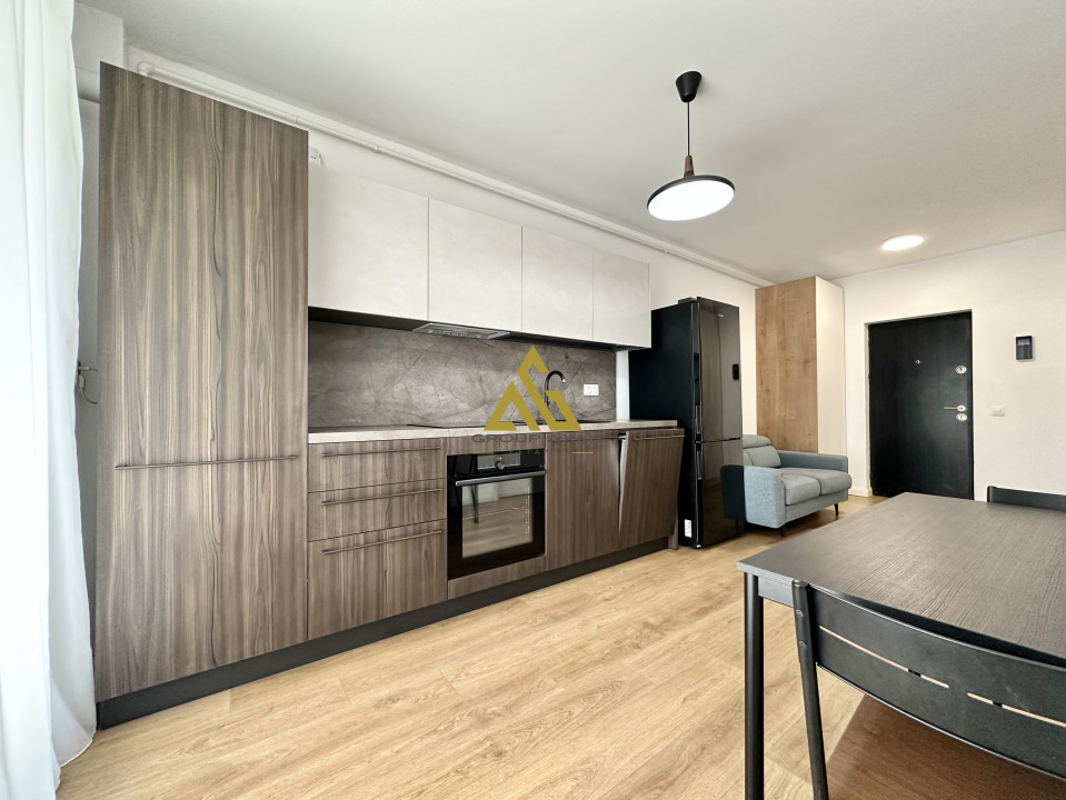 Inchiriere Apartament cu 2 camere, garaj, Andrei Muresanu Sud