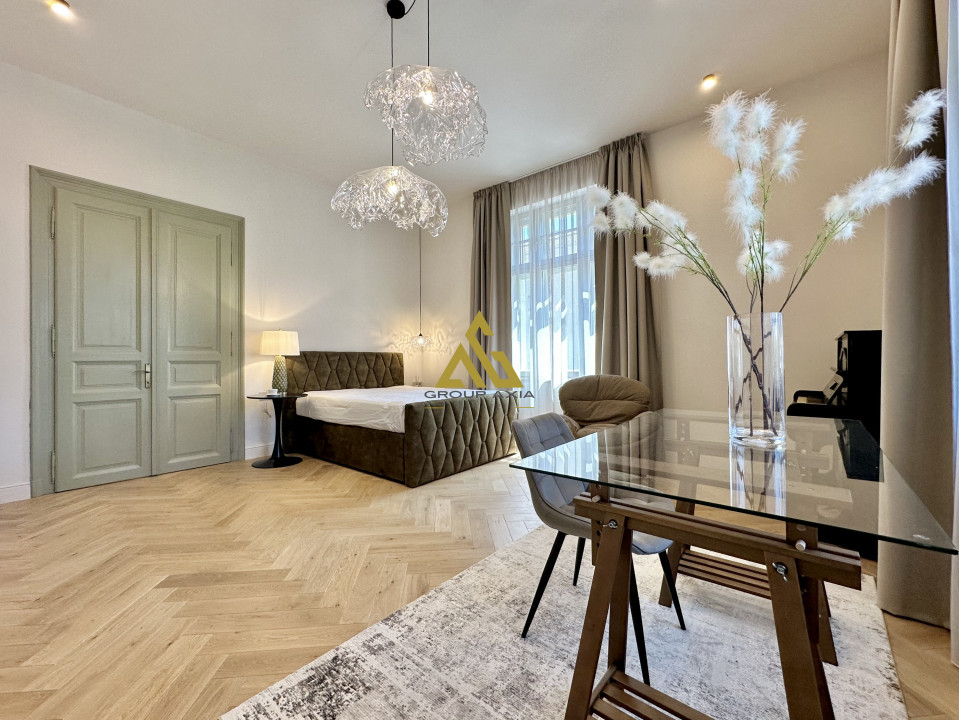 Apartament exclusivist 70 mp cu balcon si parcare, zona ultracentrala Cluj