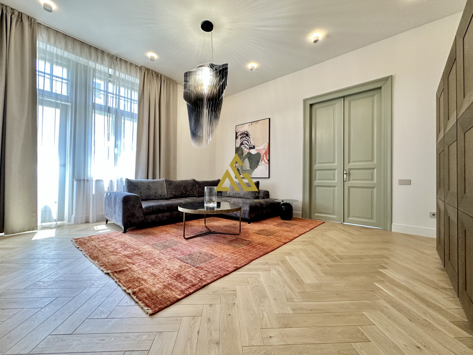 Apartament exclusivist 70 mp cu balcon si parcare, zona ultracentrala Cluj