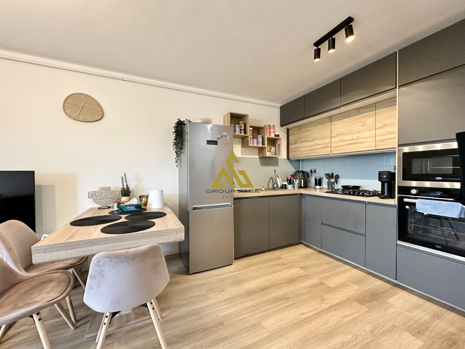 Inchiriere Apartament 3 camere si garaj, Scala Frunzisului