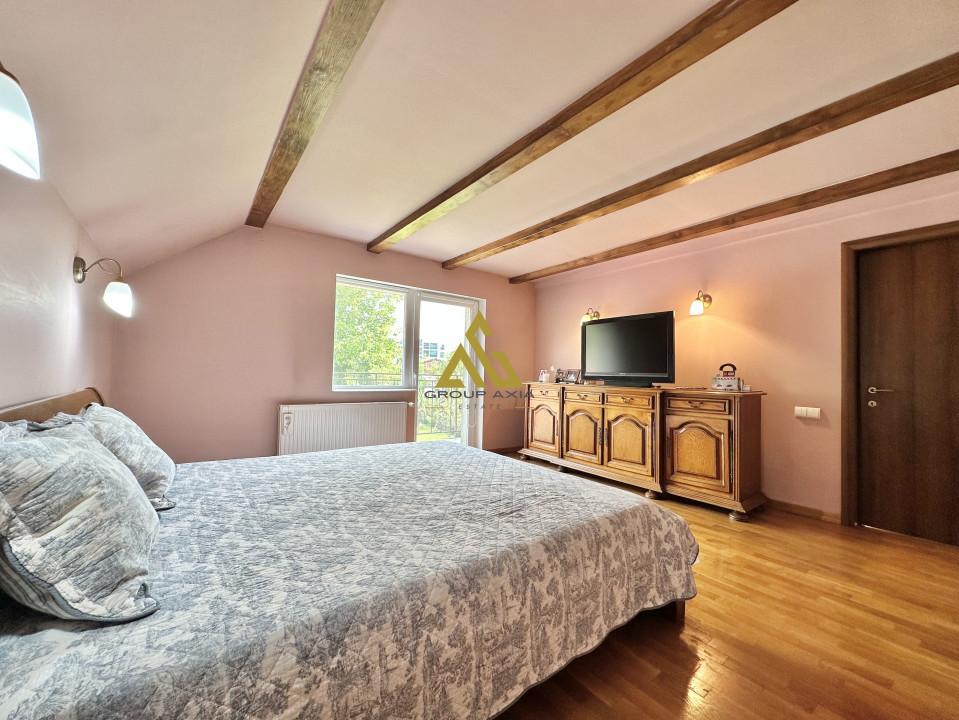 Casa individuala, 4 camere, 200 mp utili, garaj/gradina, Dambul Rotund