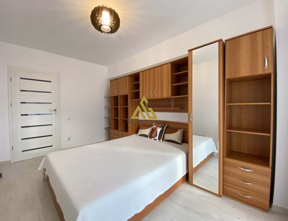 Apartament 2 camere, 63 mp, zona centrala - Scala Center, garaj